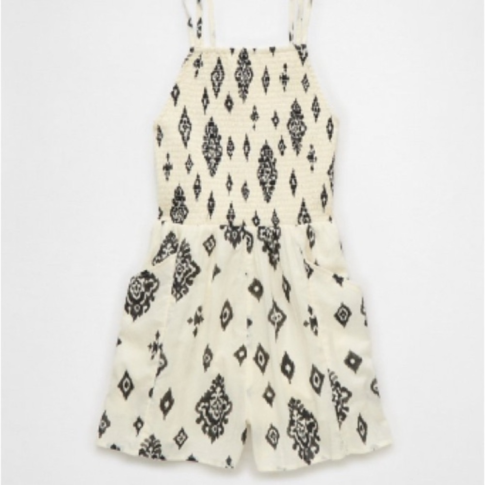 American Eagle Cream and Black Patterned Sundress Romper